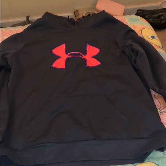 Sweatshirt - Picture 1 of 1
